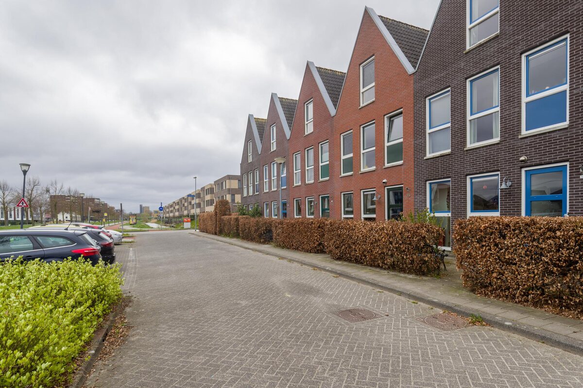 Barwerd 19, 9746 CT Groningen - € 400.000 k.k. - Boekholt & partners makelaars Groningen