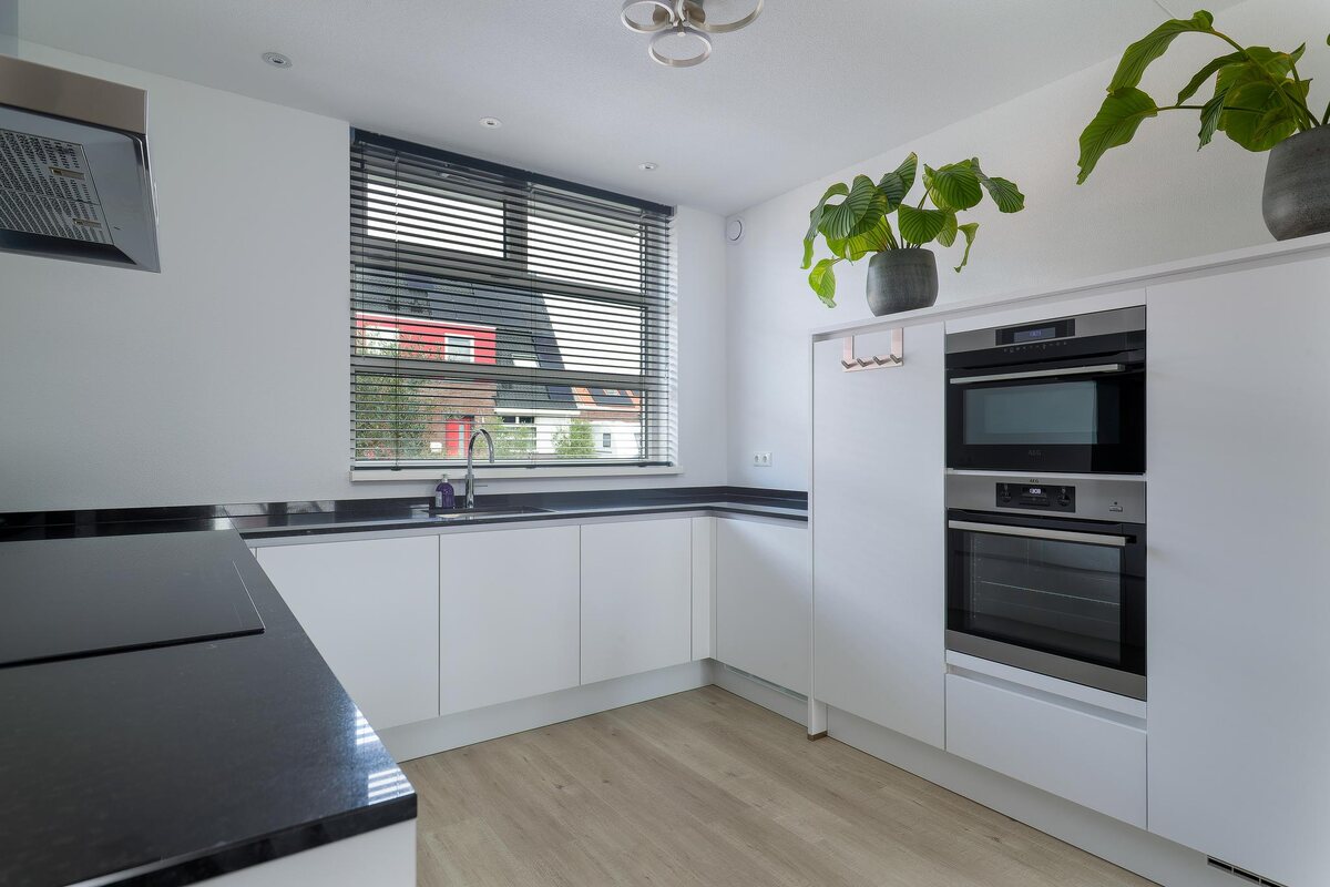 De Akker 10, 9603 HX Hoogezand - € 300.000 k.k. - Boekholt & partners makelaars Groningen