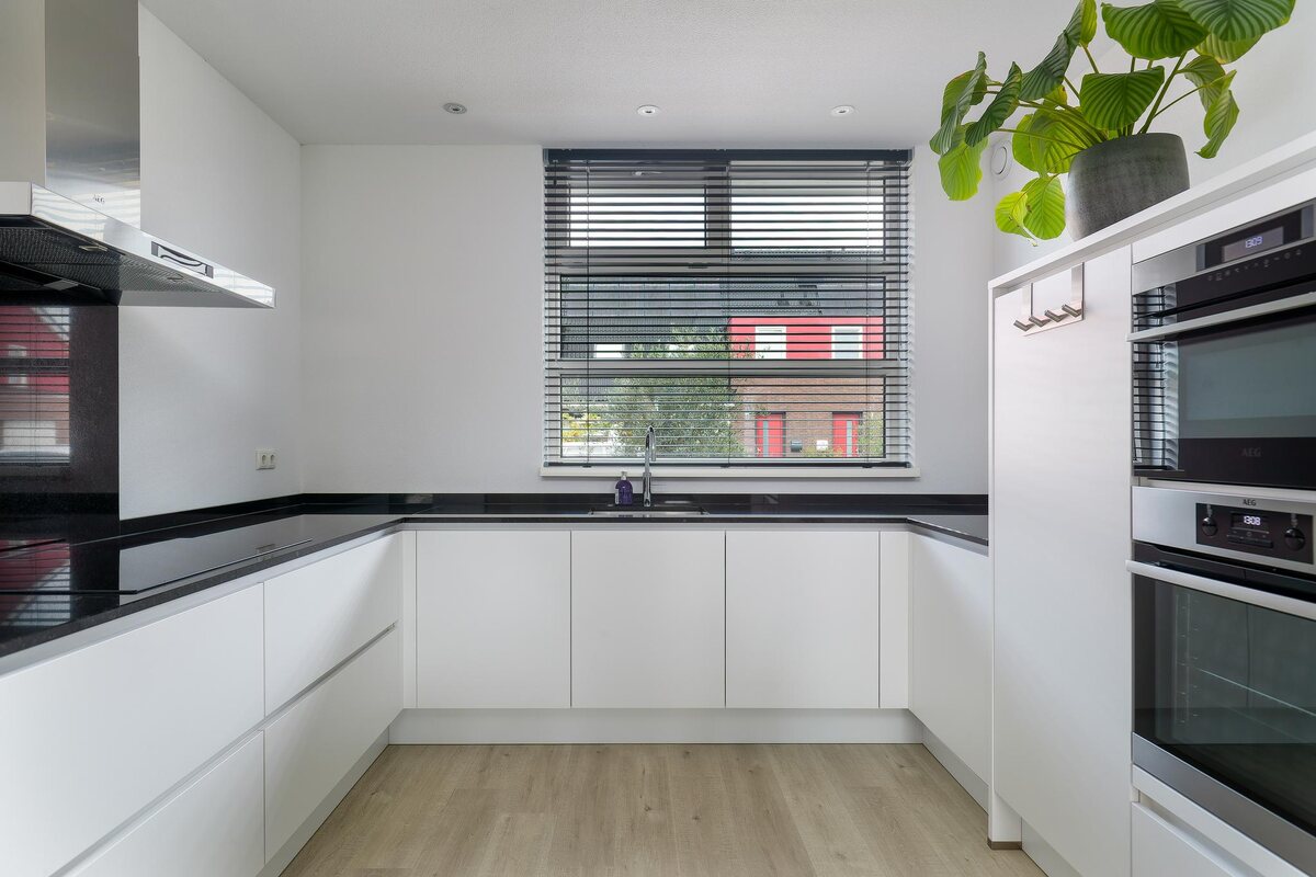 De Akker 10, 9603 HX Hoogezand - € 300.000 k.k. - Boekholt & partners makelaars Groningen