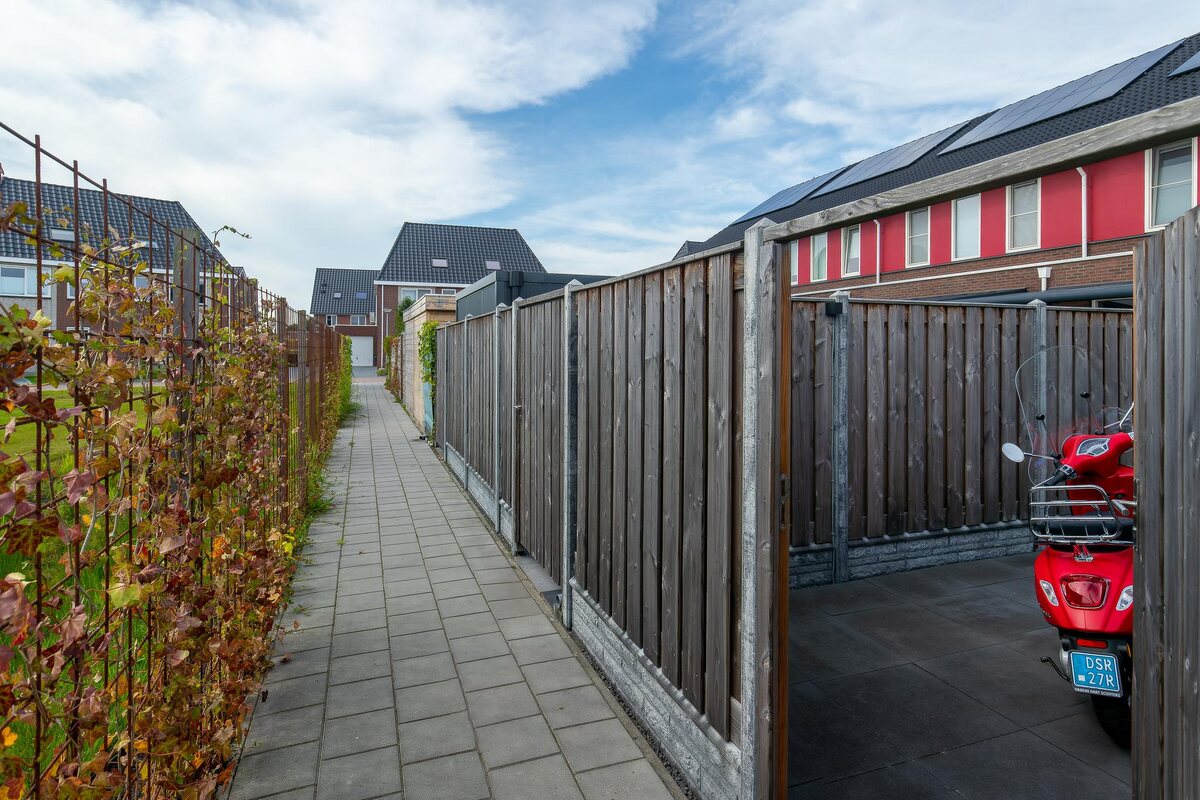 De Akker 10, 9603 HX Hoogezand - € 300.000 k.k. - Boekholt & partners makelaars Groningen