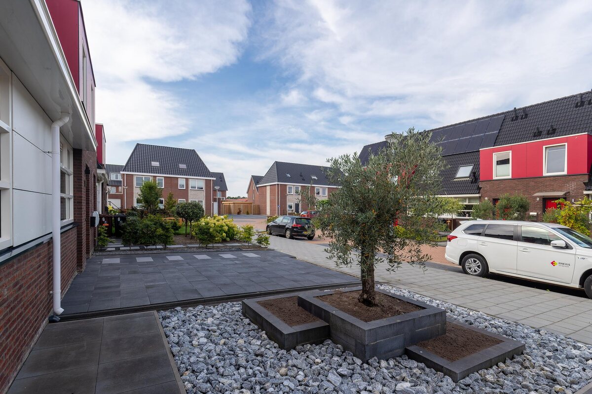 De Akker 10, 9603 HX Hoogezand - € 300.000 k.k. - Boekholt & partners makelaars Groningen