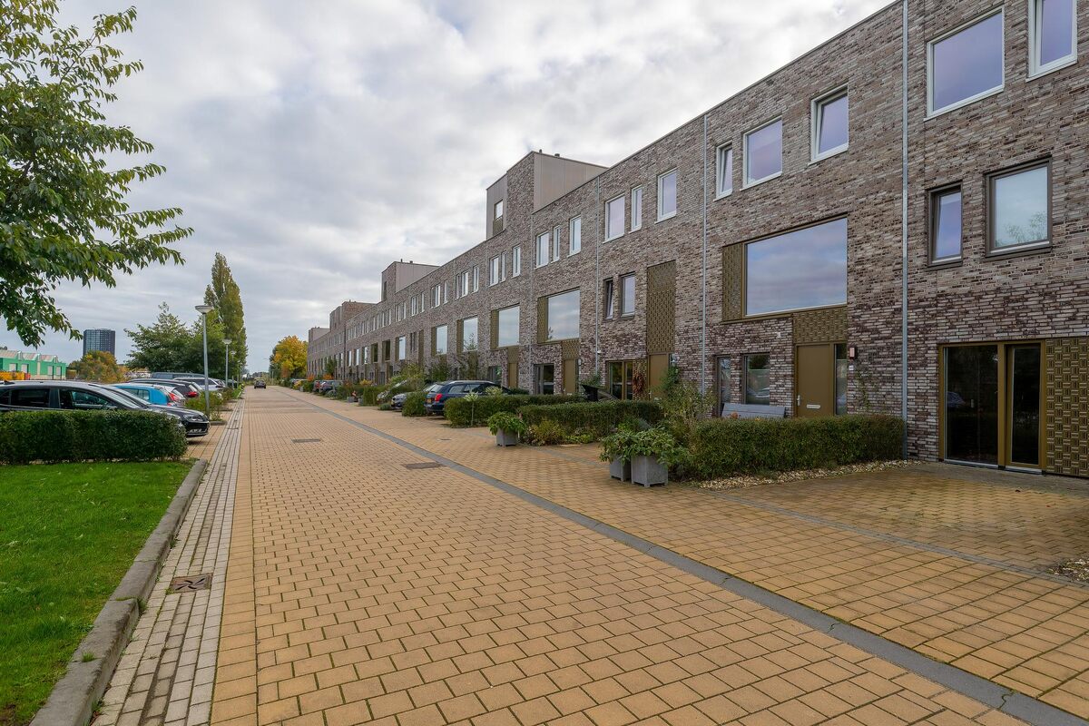 Flamingokade 28, 9713 BG Groningen - € 550.000 k.k. - Boekholt & partners makelaars Groningen