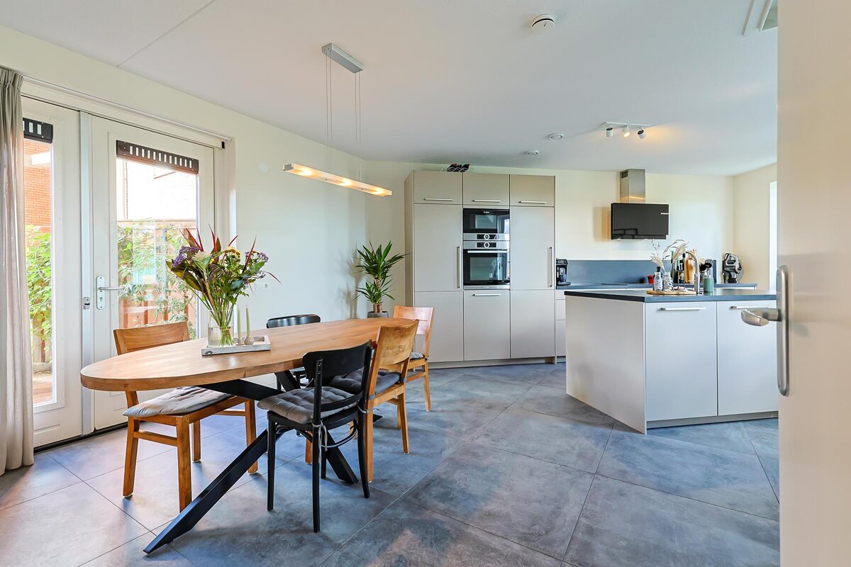 Florakade 544, 9713 ZP Groningen - € 550.000 k.k. - Boekholt & partners makelaars Groningen
