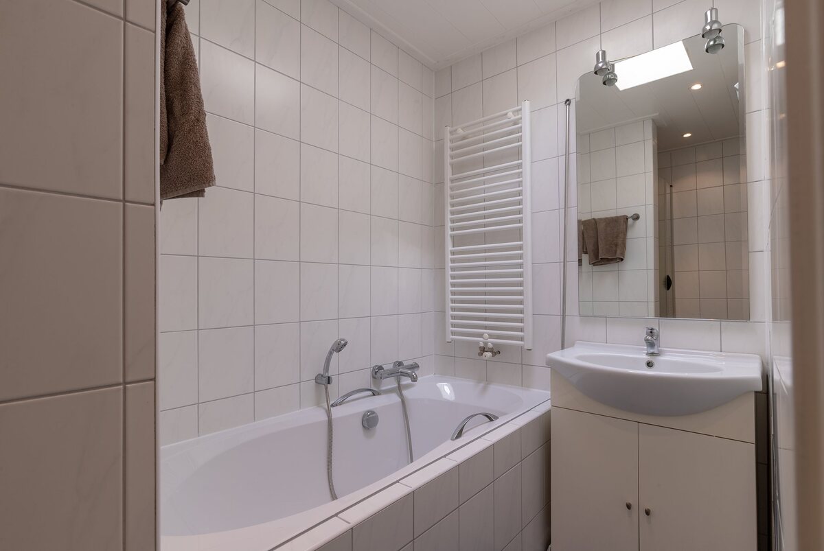 Friesestraatweg 402, 9718 NW Groningen - € 345.000 k.k. - Boekholt & partners makelaars Groningen