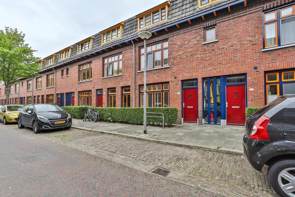 Gerbrand Bakkerstraat 104A