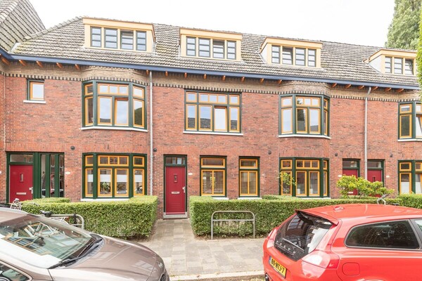 Gerbrand Bakkerstraat 94A