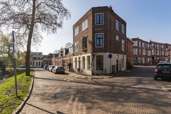Grachtstraat 19