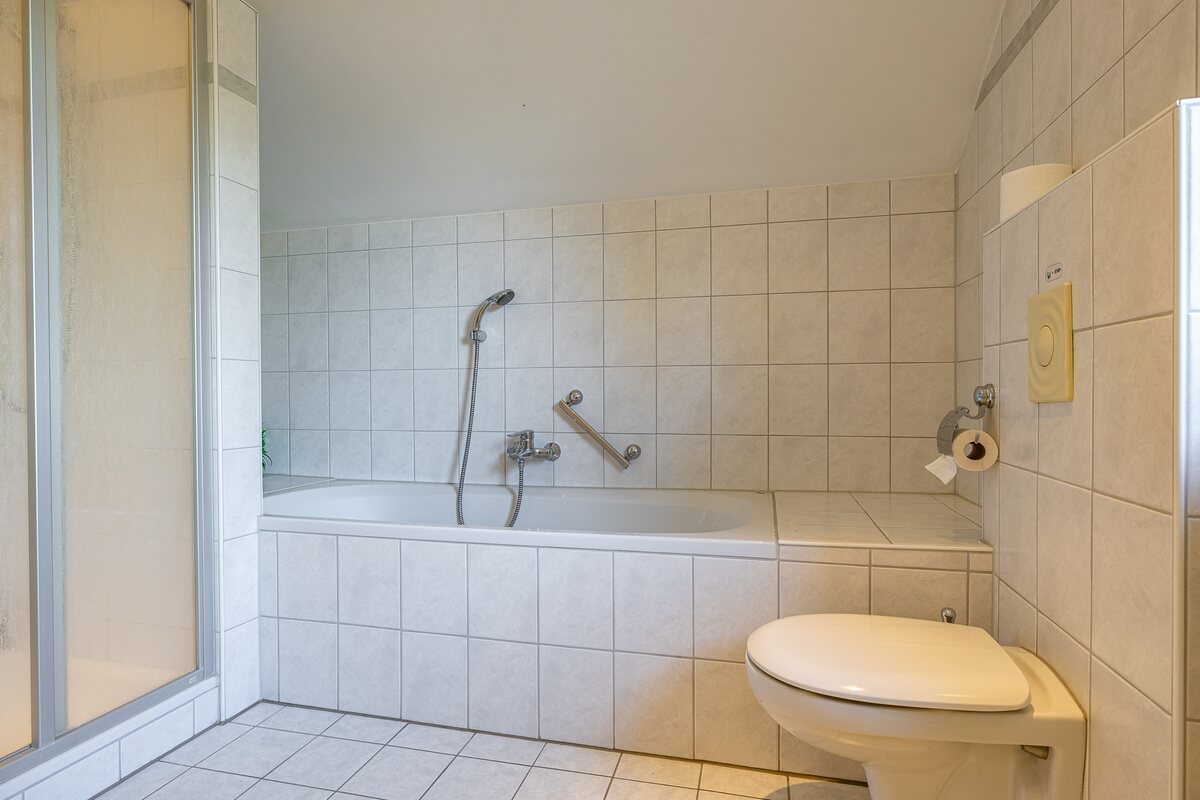 Groenelaan 5, 9682 RX Oostwold - € 600.000 k.k. - Boekholt & partners makelaars Groningen