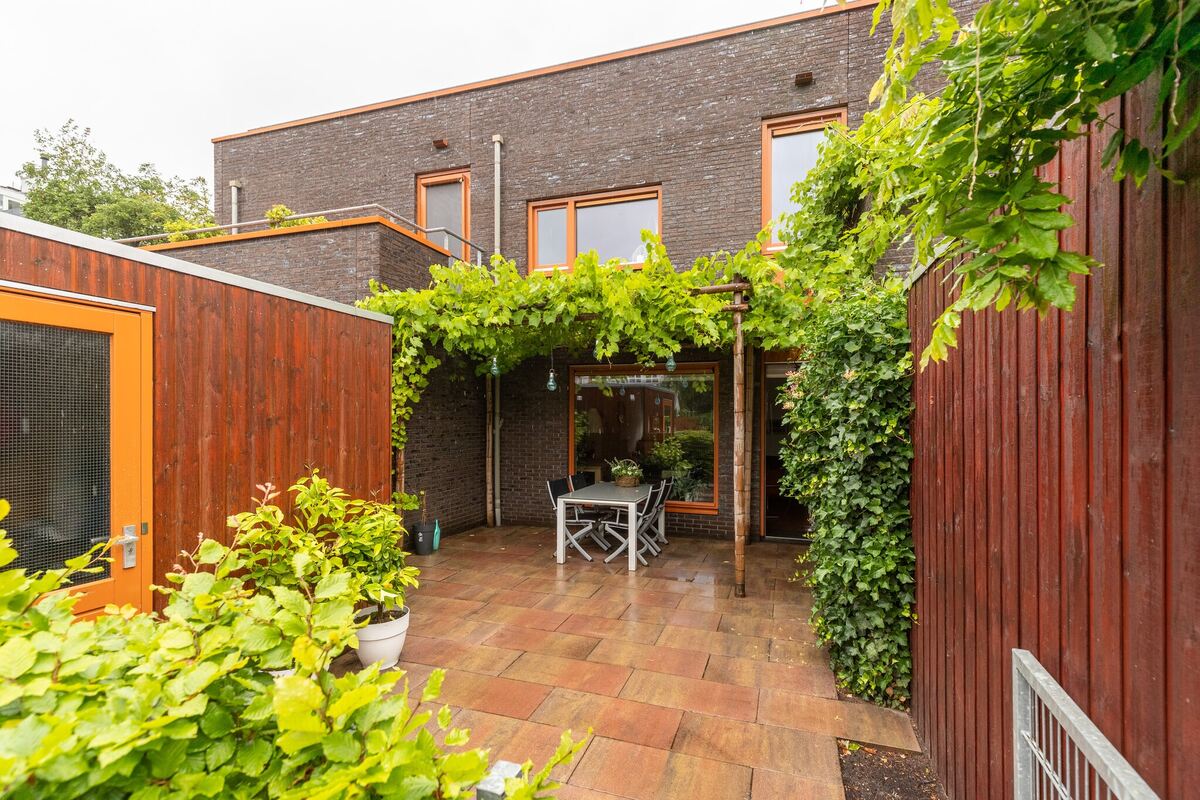 Herehof 31, 9725 AZ Groningen - € 395.000 k.k. - Boekholt & partners makelaars Groningen