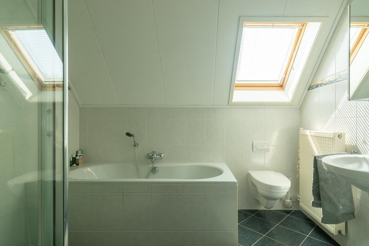 Hoofdstraat 201, 9828 PA Oostwold Gem Leek - € 395.000 k.k. - Boekholt & partners makelaars Groningen