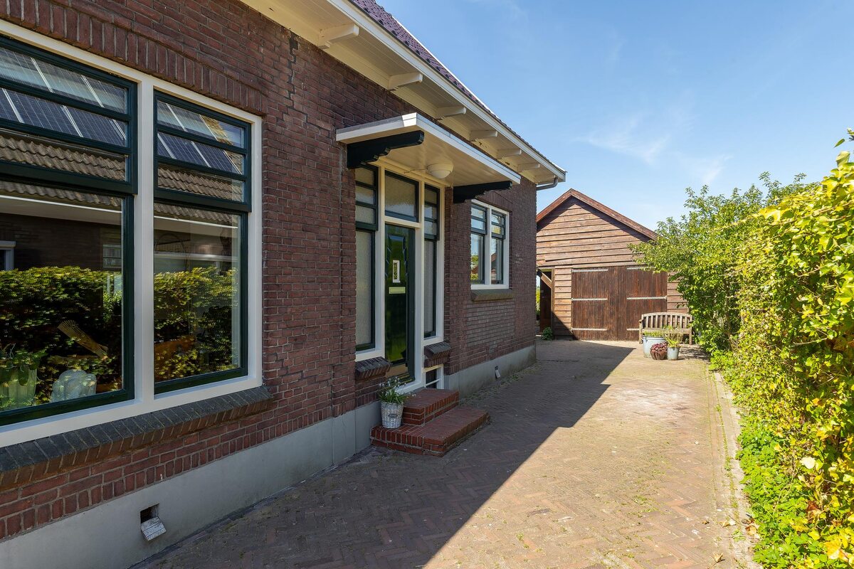 Hoofdstraat 201, 9828 PA Oostwold Gem Leek - € 395.000 k.k. - Boekholt & partners makelaars Groningen