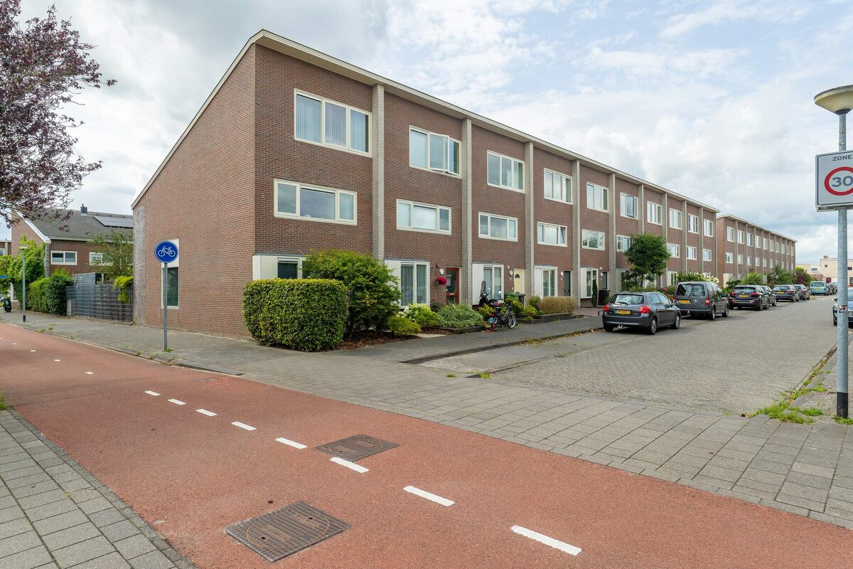 Jacob Schorerstraat 79, 9745 DD Groningen - € 360.000 k.k. - Boekholt & partners makelaars Groningen