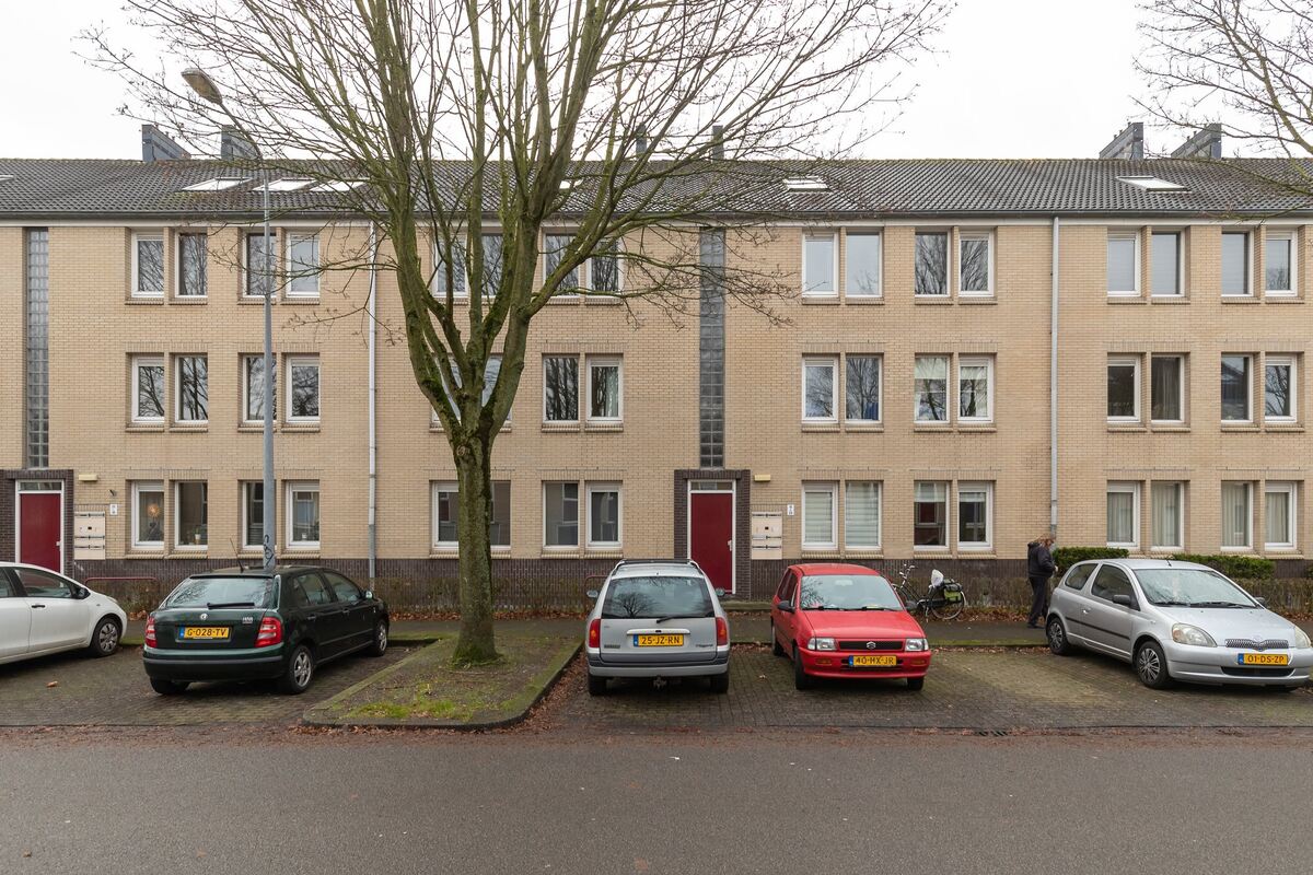 J.M. Den Uylstraat 23, 9728 RH Groningen - € 275.000 k.k. - Boekholt & partners makelaars Groningen