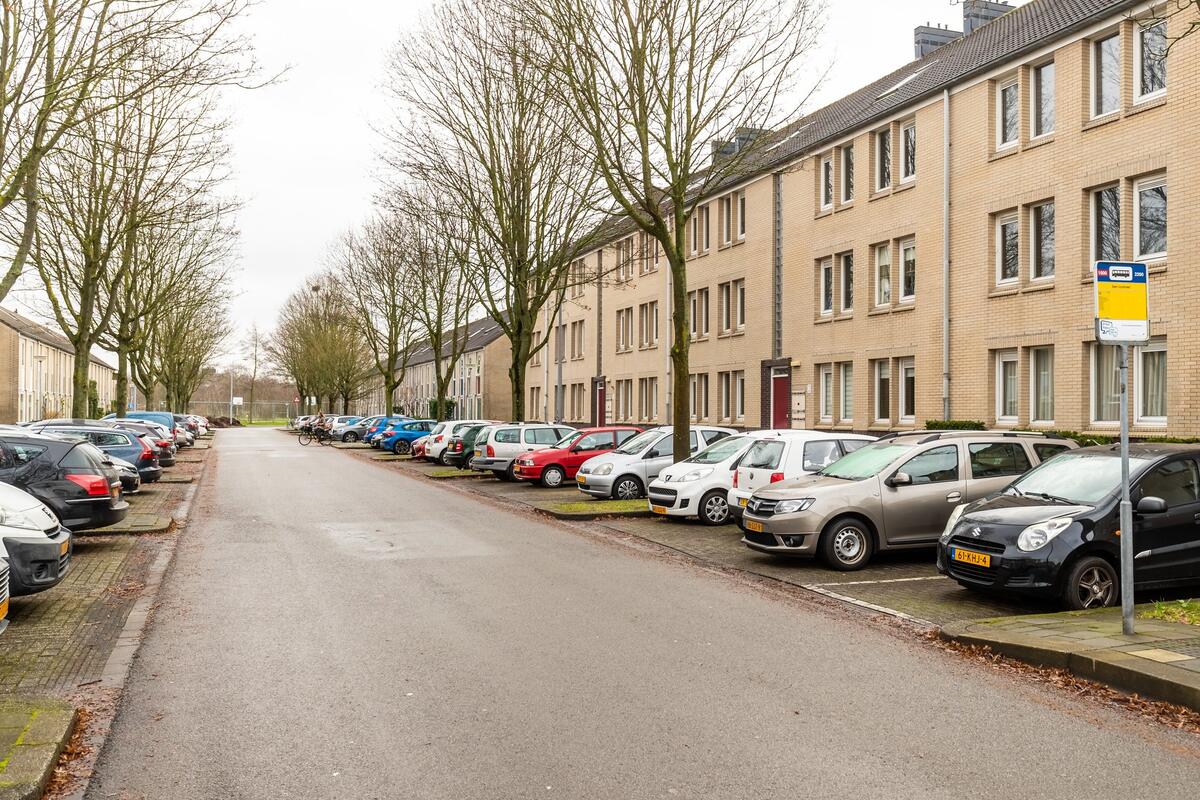 J.M. Den Uylstraat 23, 9728 RH Groningen - € 275.000 k.k. - Boekholt & partners makelaars Groningen
