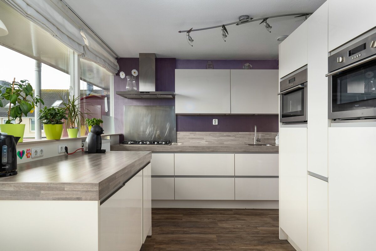 J.M. Den Uylstraat 23, 9728 RH Groningen - € 275.000 k.k. - Boekholt & partners makelaars Groningen