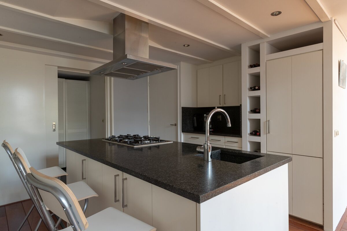 Kamerlingheplein 11, 9712 TR Groningen - € 300.000 k.k. - Boekholt & partners makelaars Groningen