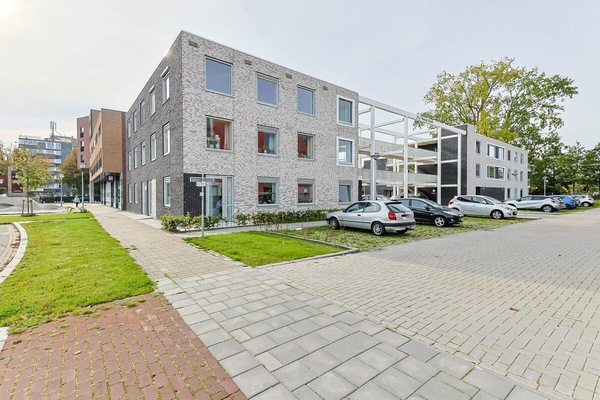Kerkstraat 144