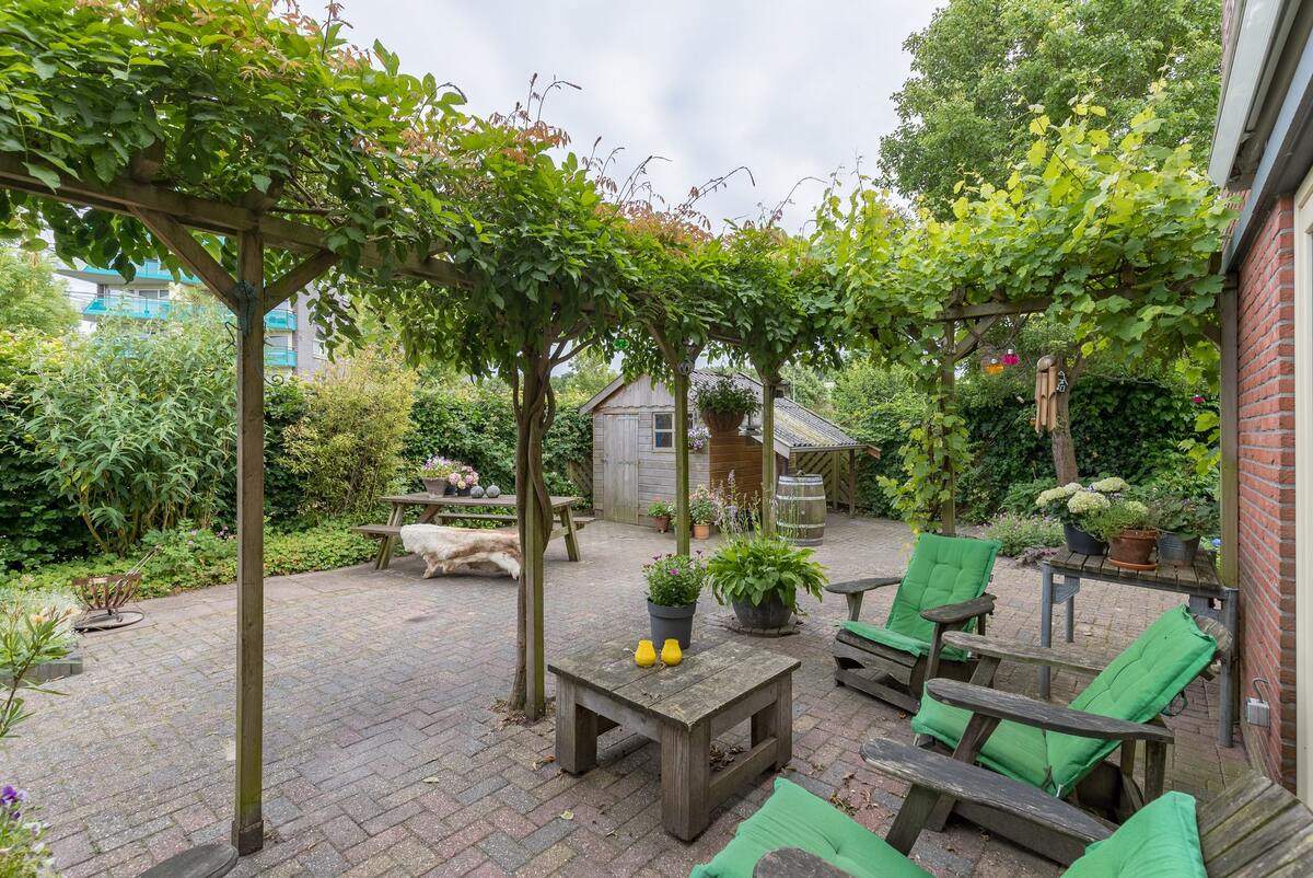 Leegeweg 4, 9745 CP Groningen - € 359.000 k.k. - Boekholt & partners makelaars Groningen