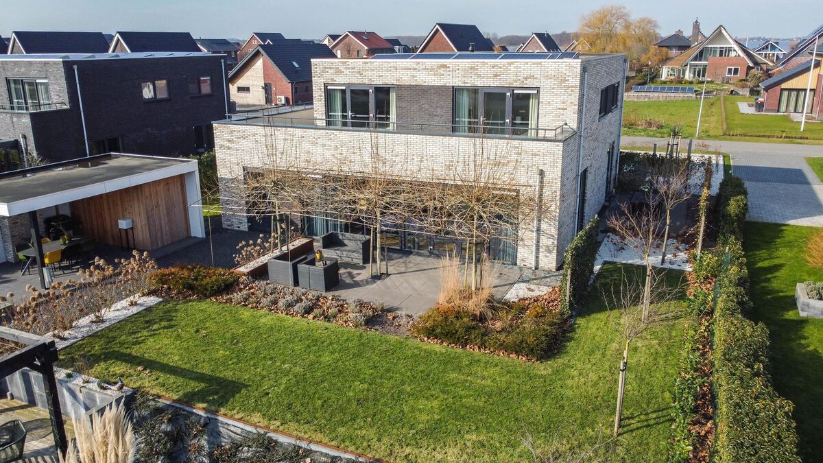 Leeuwerik 14, 9685 AG Blauwestad - € 699.000 k.k. - Boekholt & partners makelaars Groningen