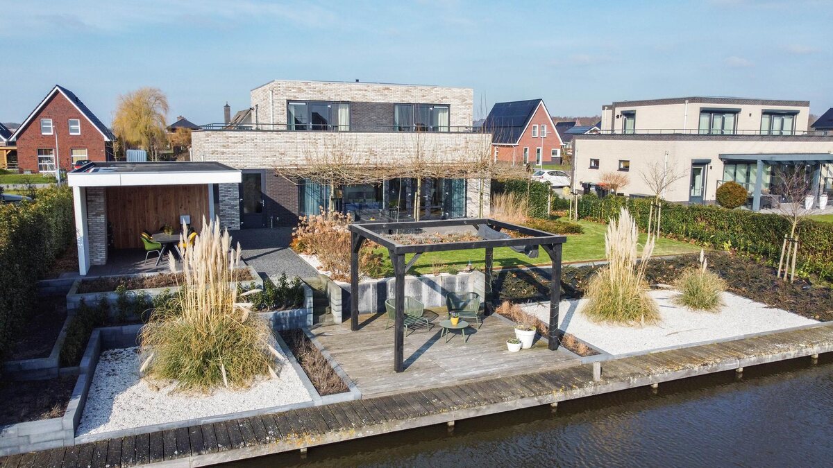 Leeuwerik 14, 9685 AG Blauwestad - € 699.000 k.k. - Boekholt & partners makelaars Groningen