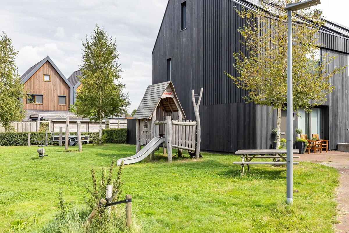 Meerhoven 13, 9613 AZ Groningen - € 489.000 k.k. - Boekholt & partners makelaars Groningen