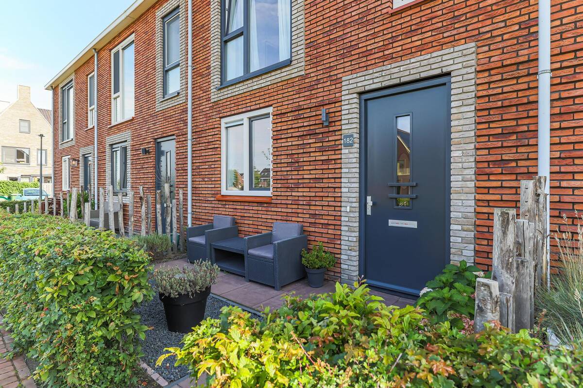 Meeroeverslaan 182, 9613 AH Harkstede - € 395.000 k.k. - Boekholt & partners makelaars Groningen