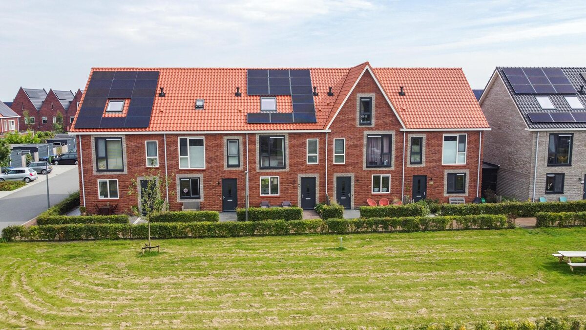 Meeroeverslaan 182, 9613 AH Harkstede - € 395.000 k.k. - Boekholt & partners makelaars Groningen