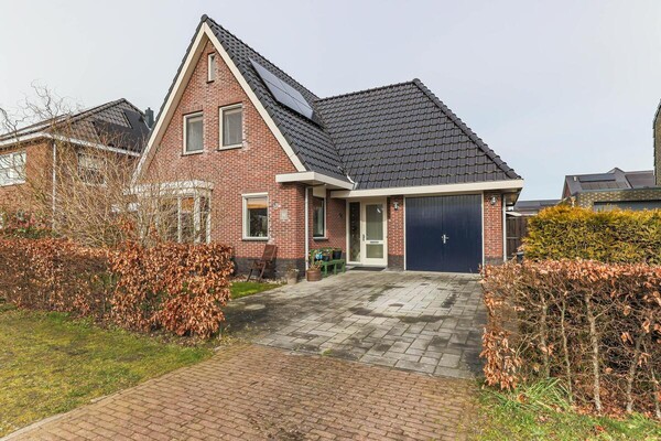Menkarstraat 14