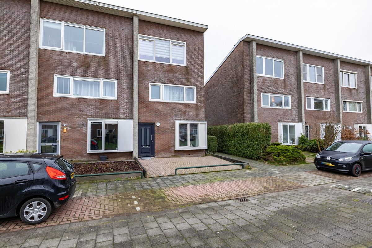 Niek Engelschmanstraat 20, 9745 DE Groningen - € 385.000 k.k. - Boekholt & partners makelaars Groningen