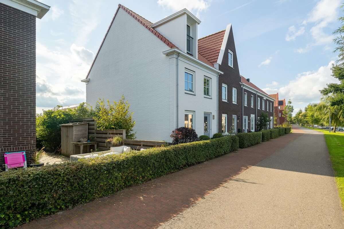 Oeverpad 333, 9613 BA Groningen - € 485.000 k.k. - Boekholt & partners makelaars Groningen