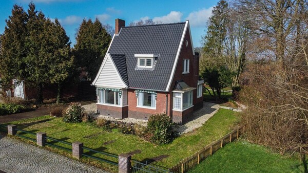 Oosterstraat 24