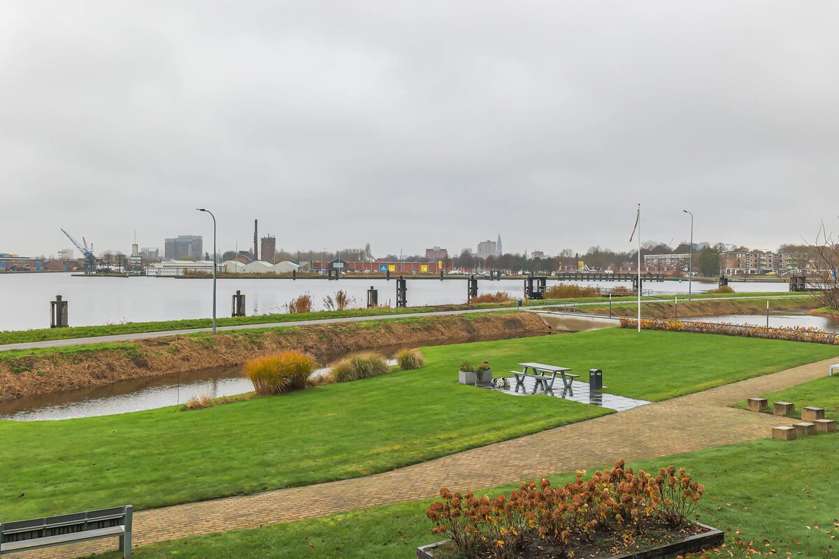 Regattaweg 218, 9731 AJ Groningen - € 240.000 k.k. - Boekholt & partners makelaars Groningen