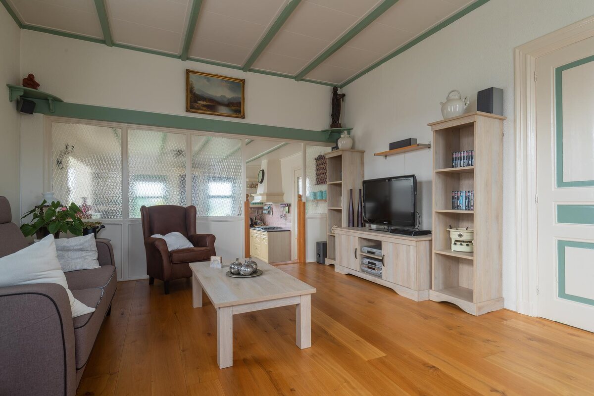 Rijksweg 136, 9734 AP Groningen - € 375.000 k.k. - Boekholt & partners makelaars Groningen