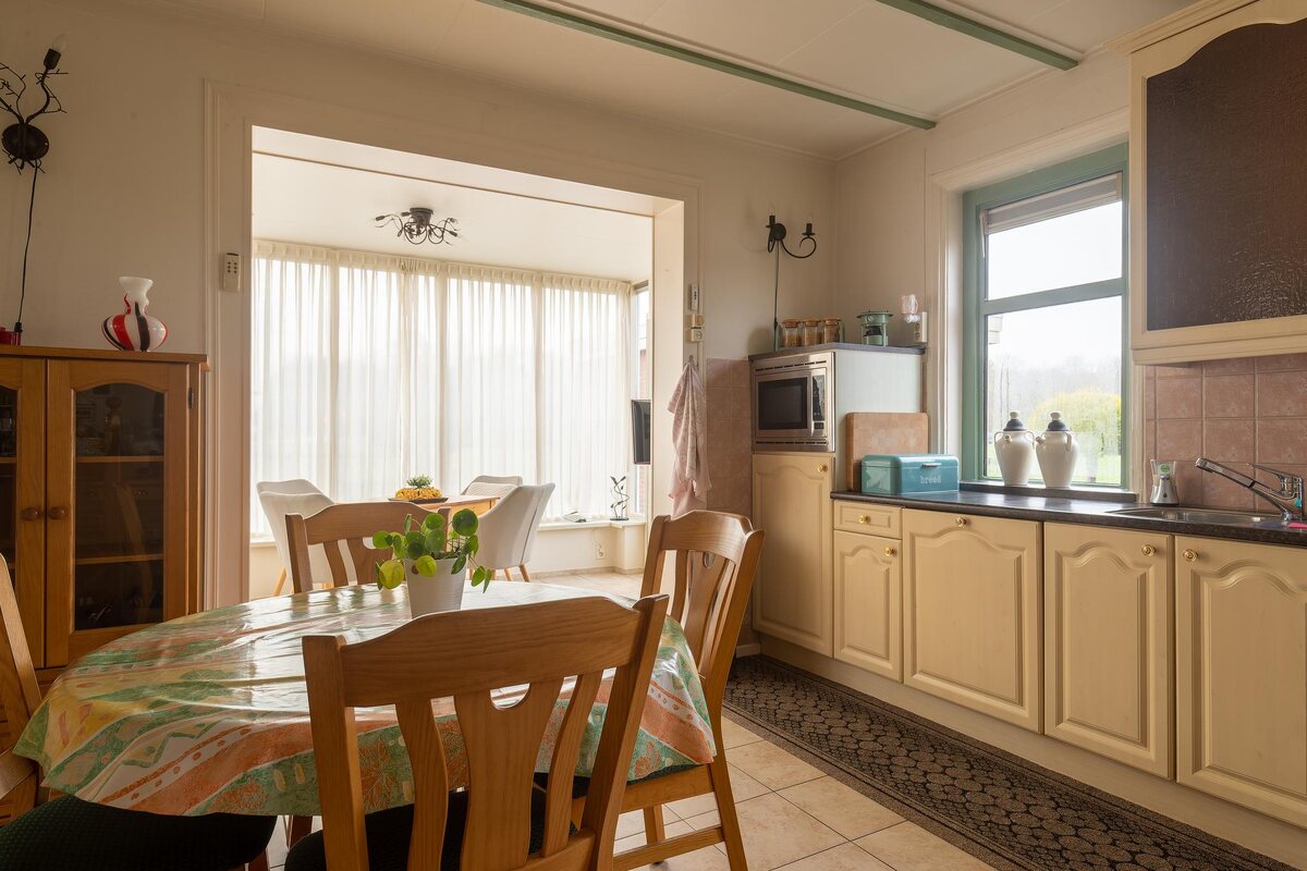 Rijksweg 136, 9734 AP Groningen - € 375.000 k.k. - Boekholt & partners makelaars Groningen