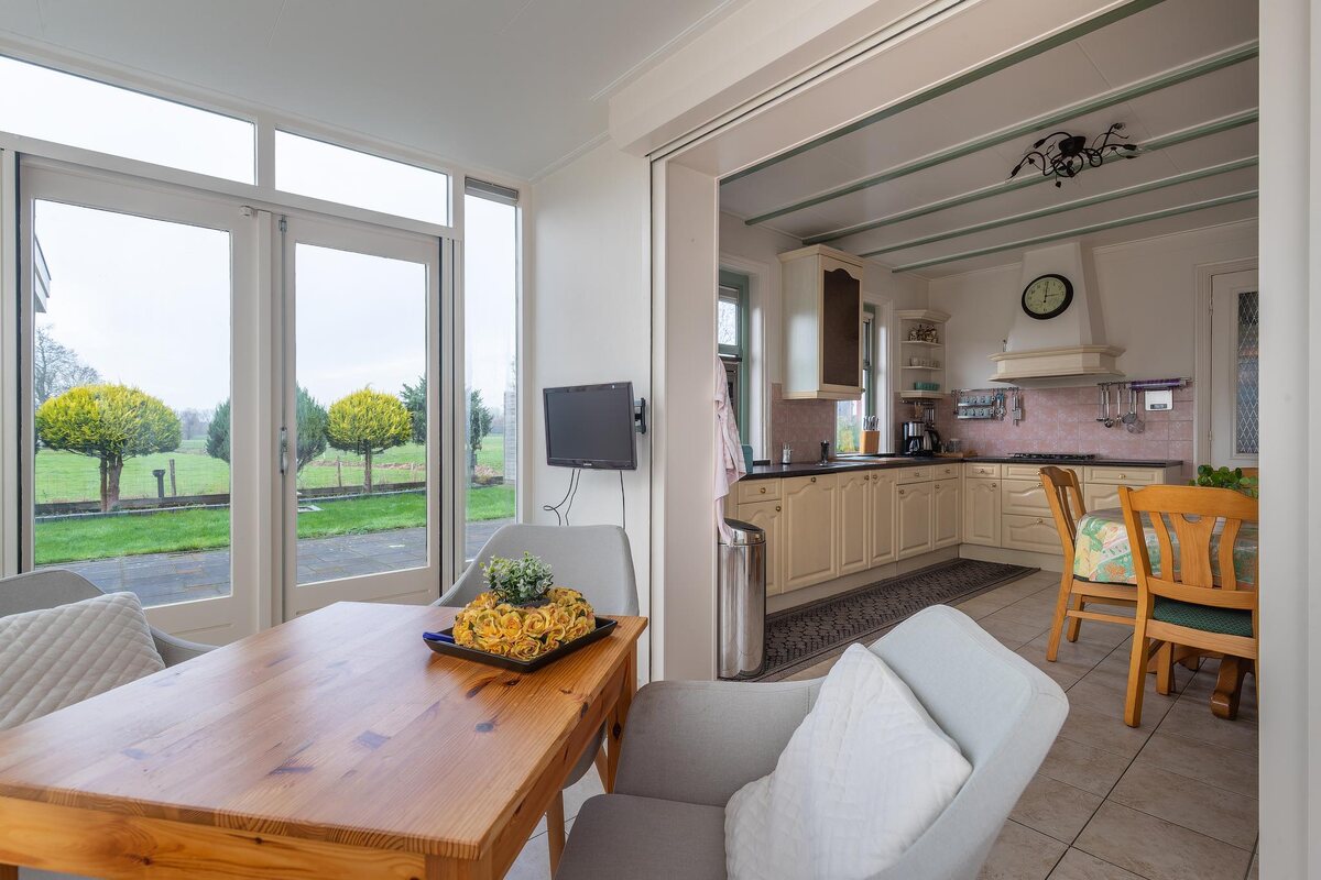 Rijksweg 136, 9734 AP Groningen - € 375.000 k.k. - Boekholt & partners makelaars Groningen