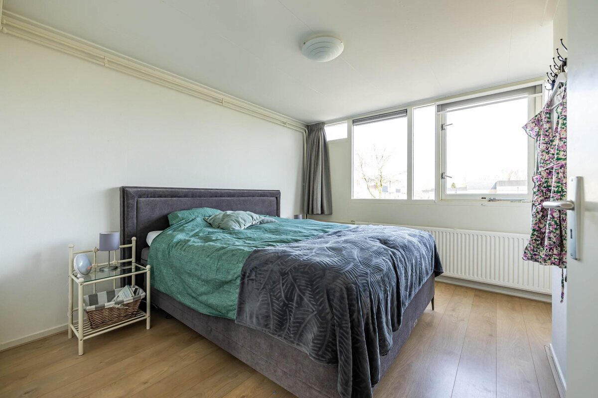 Ten Oeverlaan 25, 9744 GC Groningen - € 275.000 k.k. - Boekholt & partners makelaars Groningen