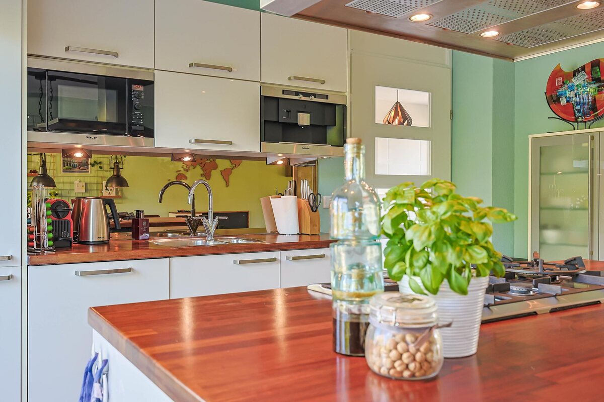 Vredewoldlaan 35, 9727 DH Groningen - € 575.000 k.k. - Boekholt & partners makelaars Groningen