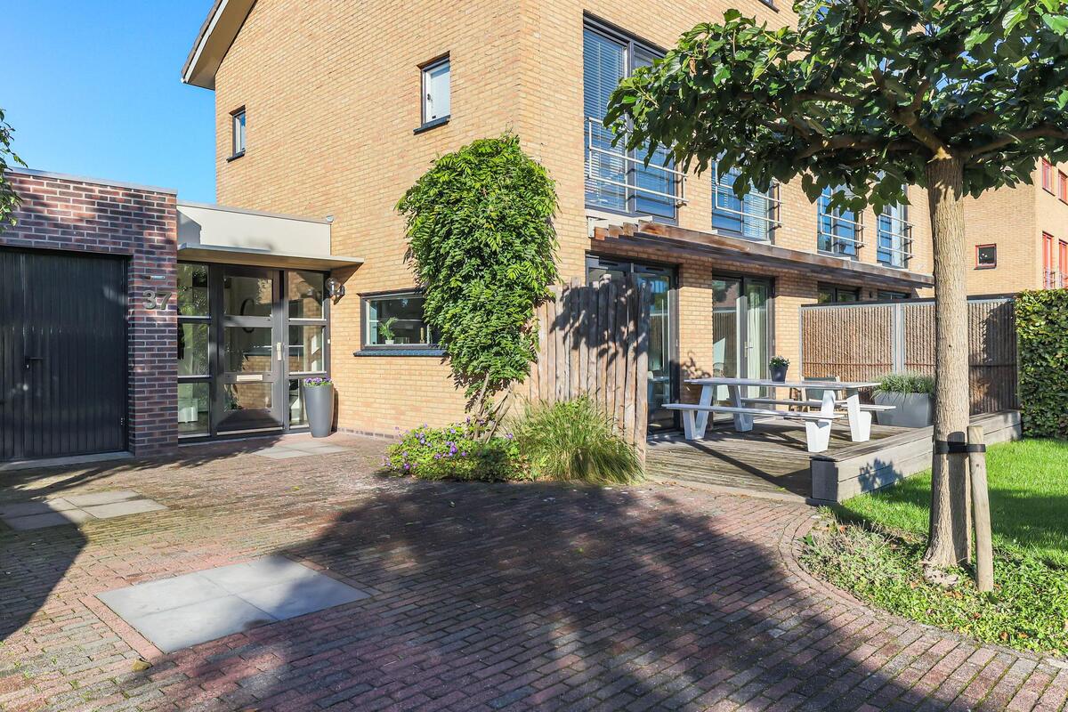 Vredewoldlaan 37, 9727 DH Groningen - € 595.000 k.k. - Boekholt & partners makelaars Groningen