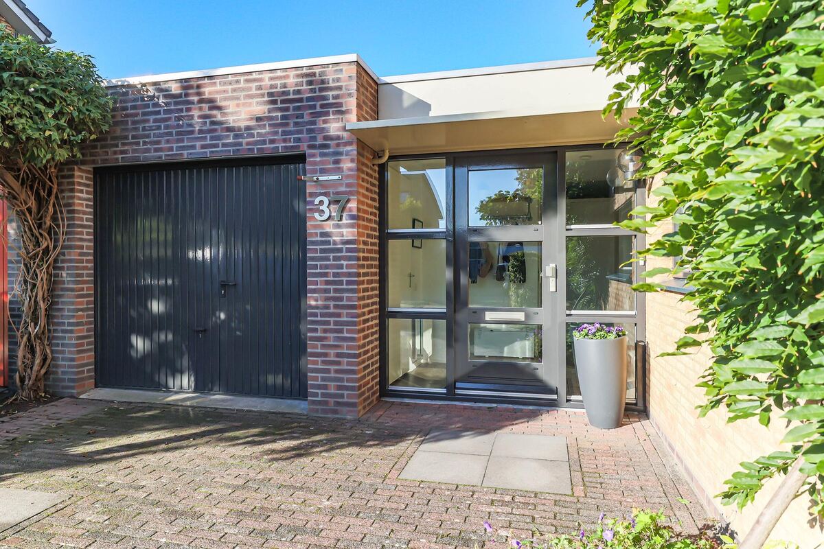 Vredewoldlaan 37, 9727 DH Groningen - € 595.000 k.k. - Boekholt & partners makelaars Groningen