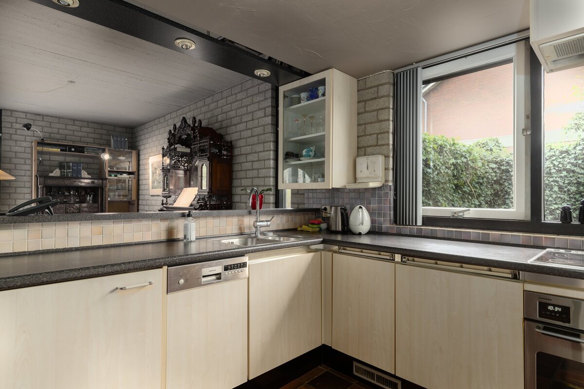 Zandsteenlaan 24, 9743 TN Groningen - € 325.000 k.k. - Boekholt & partners makelaars Groningen