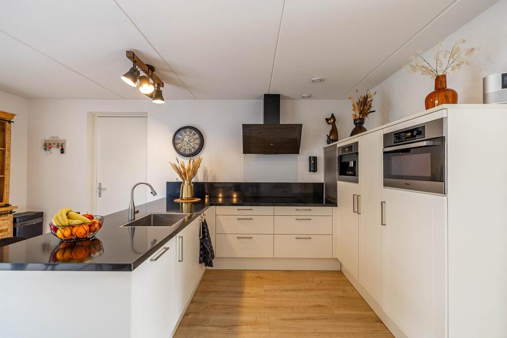 Bernhardlaan 31a, 9744 EK Groningen - € 500.000 k.k. - Boekholt & partners makelaars Groningen