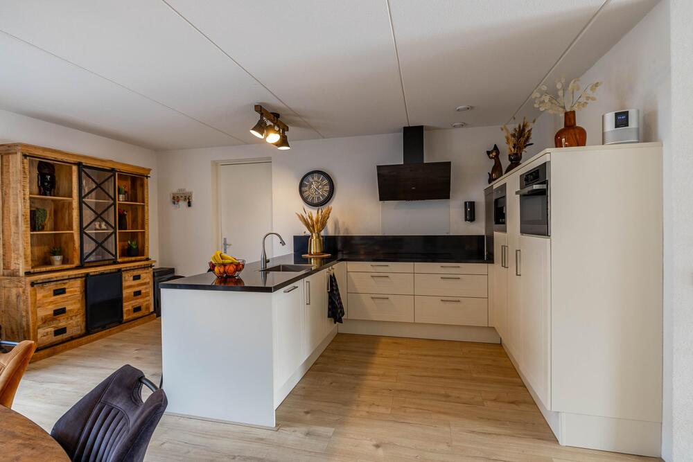 Bernhardlaan 31a, 9744 EK Groningen - € 500.000 k.k. - Boekholt & partners makelaars Groningen