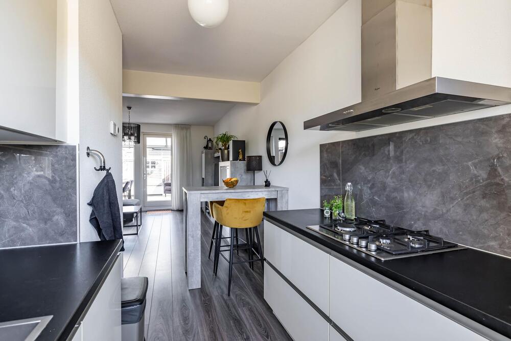 Van Eyckstraat 135, 9731 PB Groningen - € 399.000 k.k. - Boekholt & partners makelaars Groningen