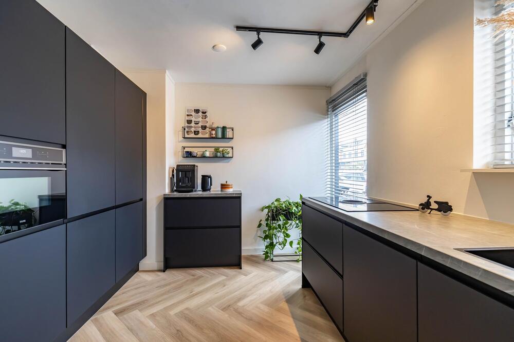 De Waard 134, 9734 CT Groningen - € 350.000 k.k. - Boekholt & partners makelaars Groningen