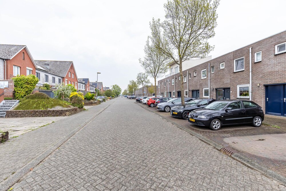 De Waard 134, 9734 CT Groningen - € 350.000 k.k. - Boekholt & partners makelaars Groningen